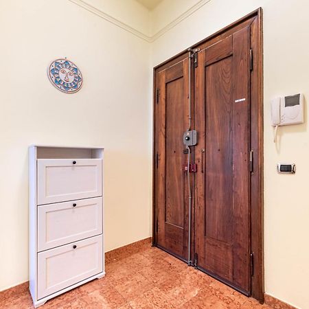 Piazza Isolo Central Apartment Верона Екстериор снимка