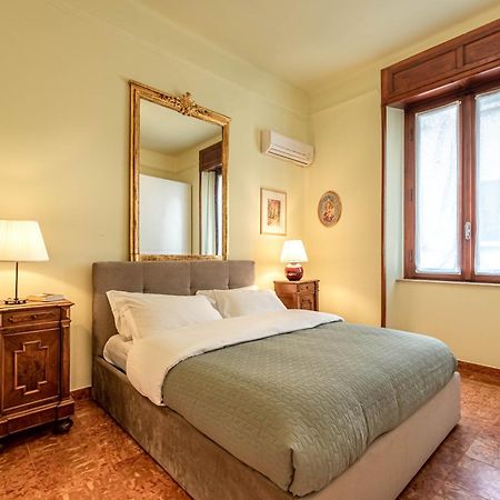 Piazza Isolo Central Apartment Верона Екстериор снимка