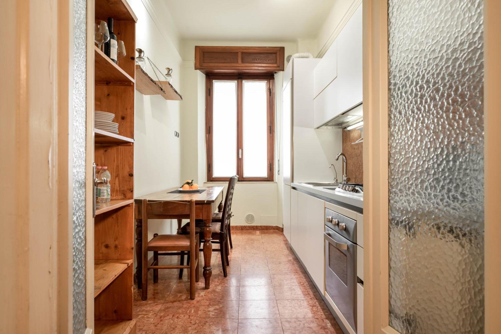 Piazza Isolo Central Apartment Верона Екстериор снимка