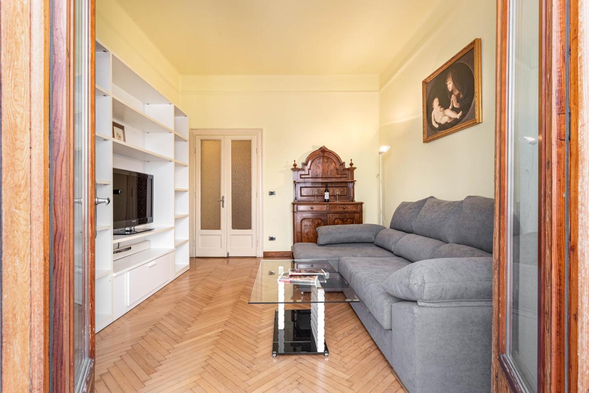 Piazza Isolo Central Apartment Верона Екстериор снимка