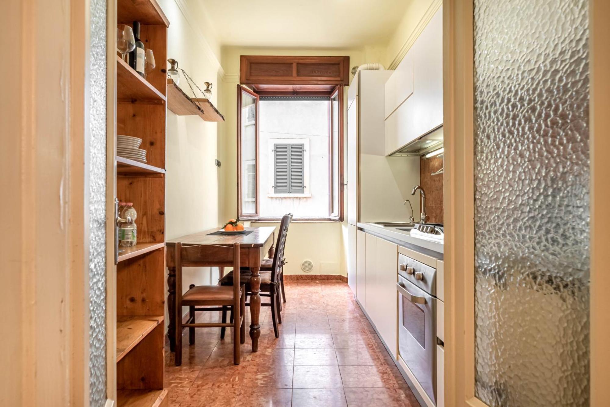 Piazza Isolo Central Apartment Верона Екстериор снимка